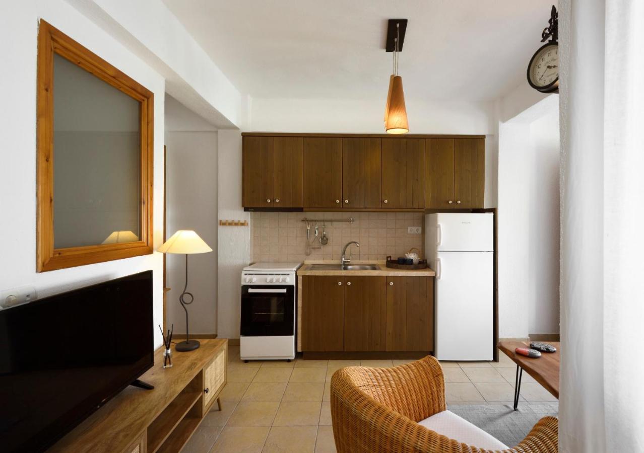 4Elies Apartments فوروفورو المظهر الخارجي الصورة